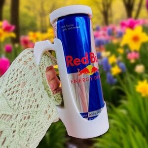 NWOT White One The Go Slim Drink Holder